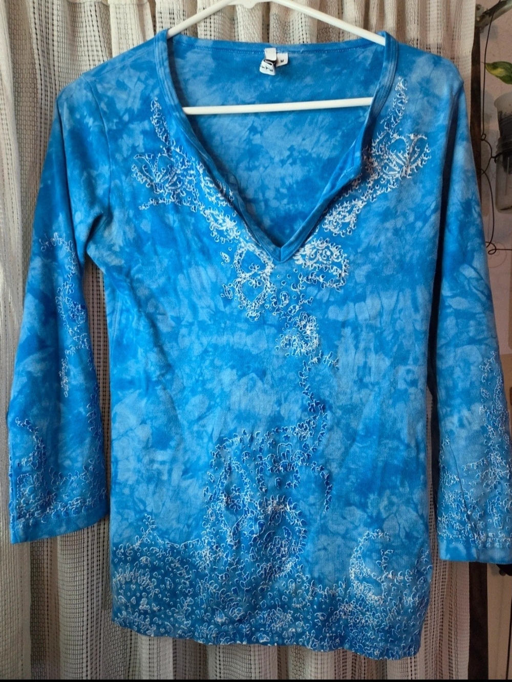 Women’s Blue Tie-Dye V-Neck Embroidered Blouse